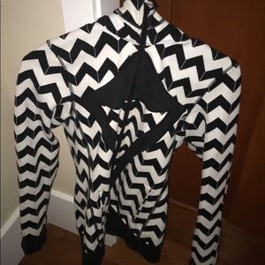 Iviva black and white jacket